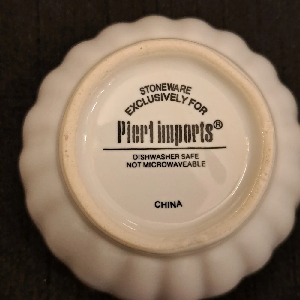 (8) PIER 1 CUPS